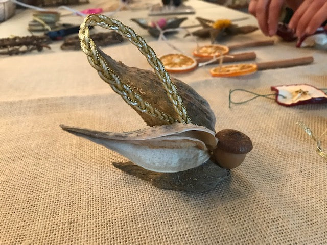 Handcrafted Nature's Best Decorations Workshop